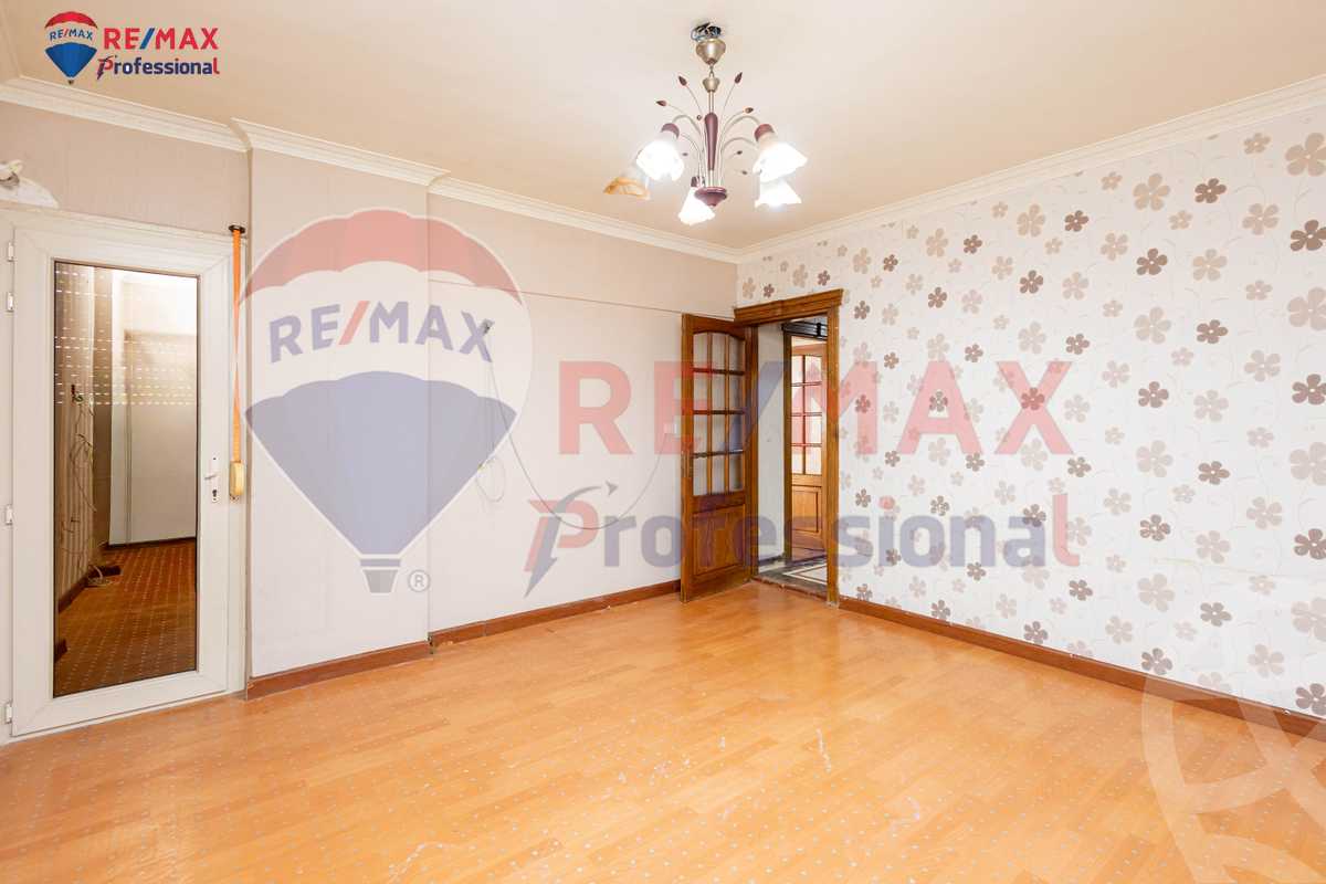 https://aqarmap.com.eg/ar/listing/6384558-for-sale-alexandria-cleopatra-tryq-ljysh
