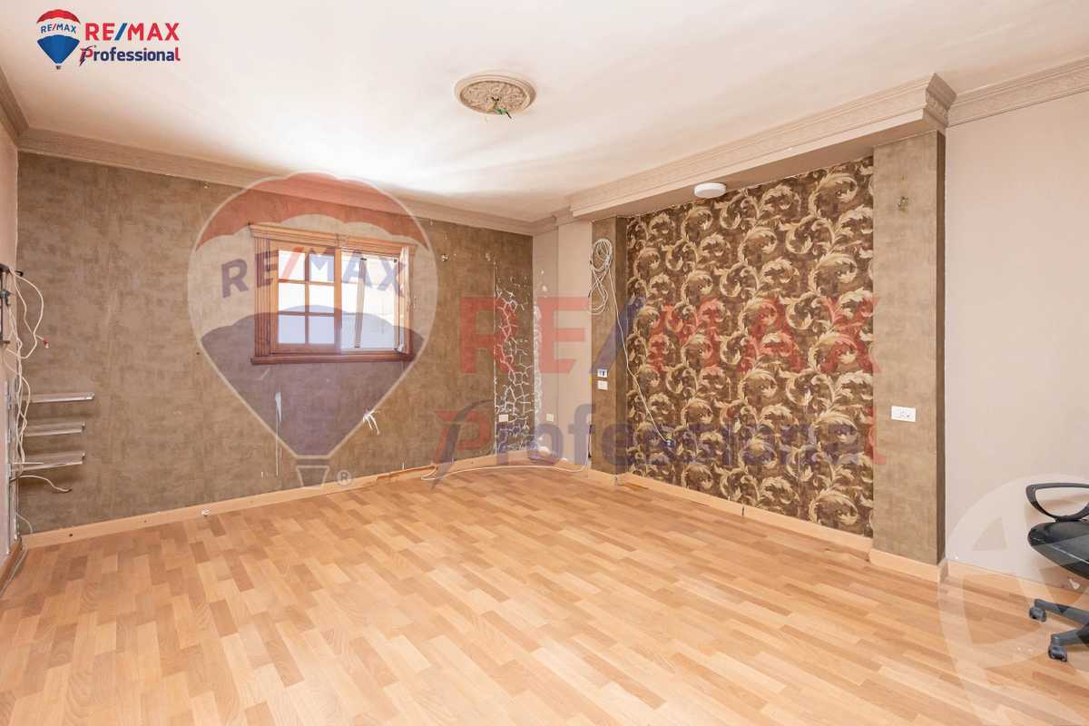 https://aqarmap.com.eg/ar/listing/6384558-for-sale-alexandria-cleopatra-tryq-ljysh