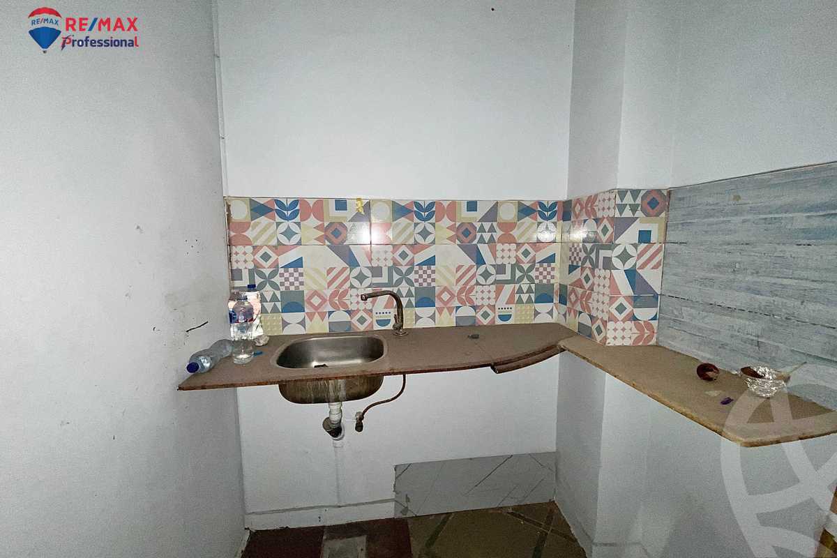 https://aqarmap.com.eg/ar/listing/6384883-for-sale-alexandria-miami-khld-bn-lwlyd
