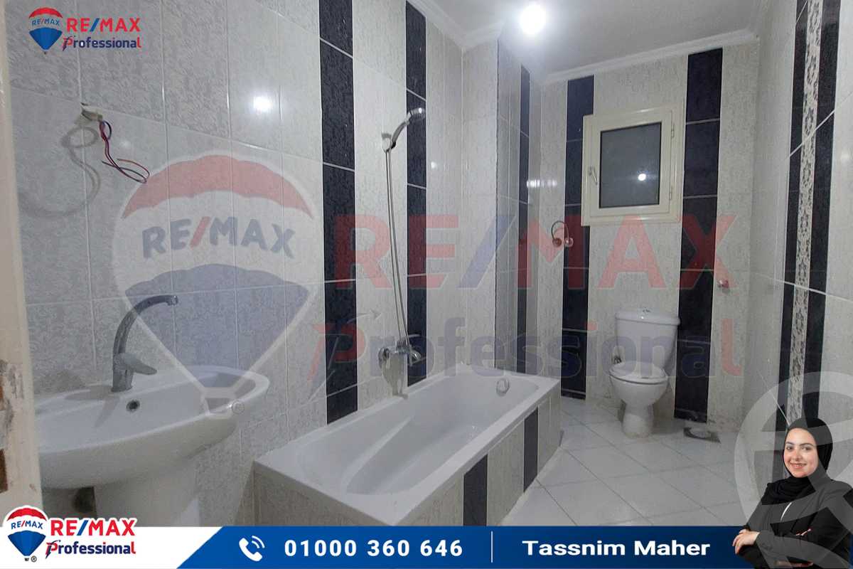 https://aqarmap.com.eg/en/listing/6384928-for-sale-alexandria-kafr-abdo-shr-lsyd-skyn-bnt-lhsyn