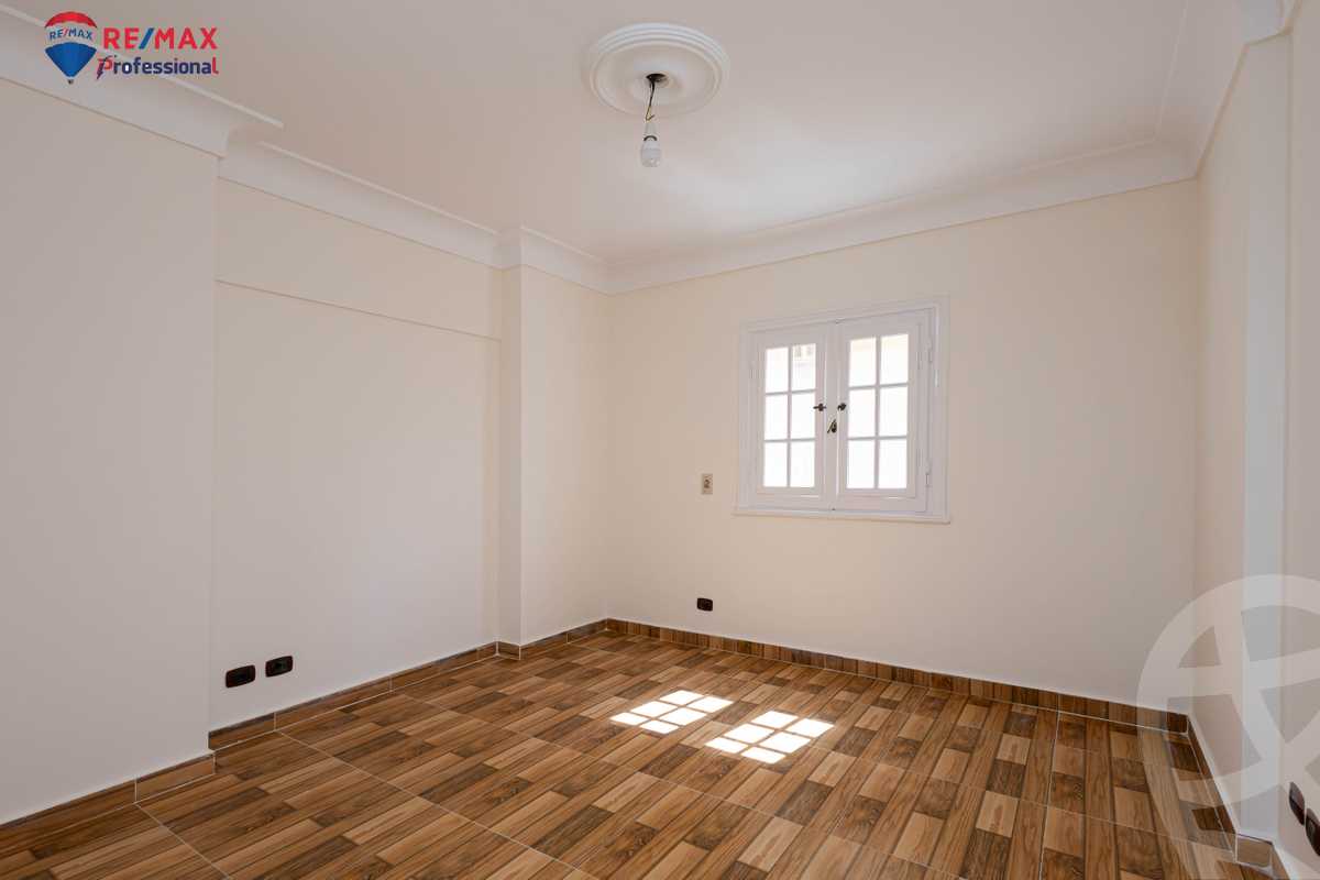 https://aqarmap.com.eg/en/listing/6385104-for-sale-alexandria-glim-shr-ljysh