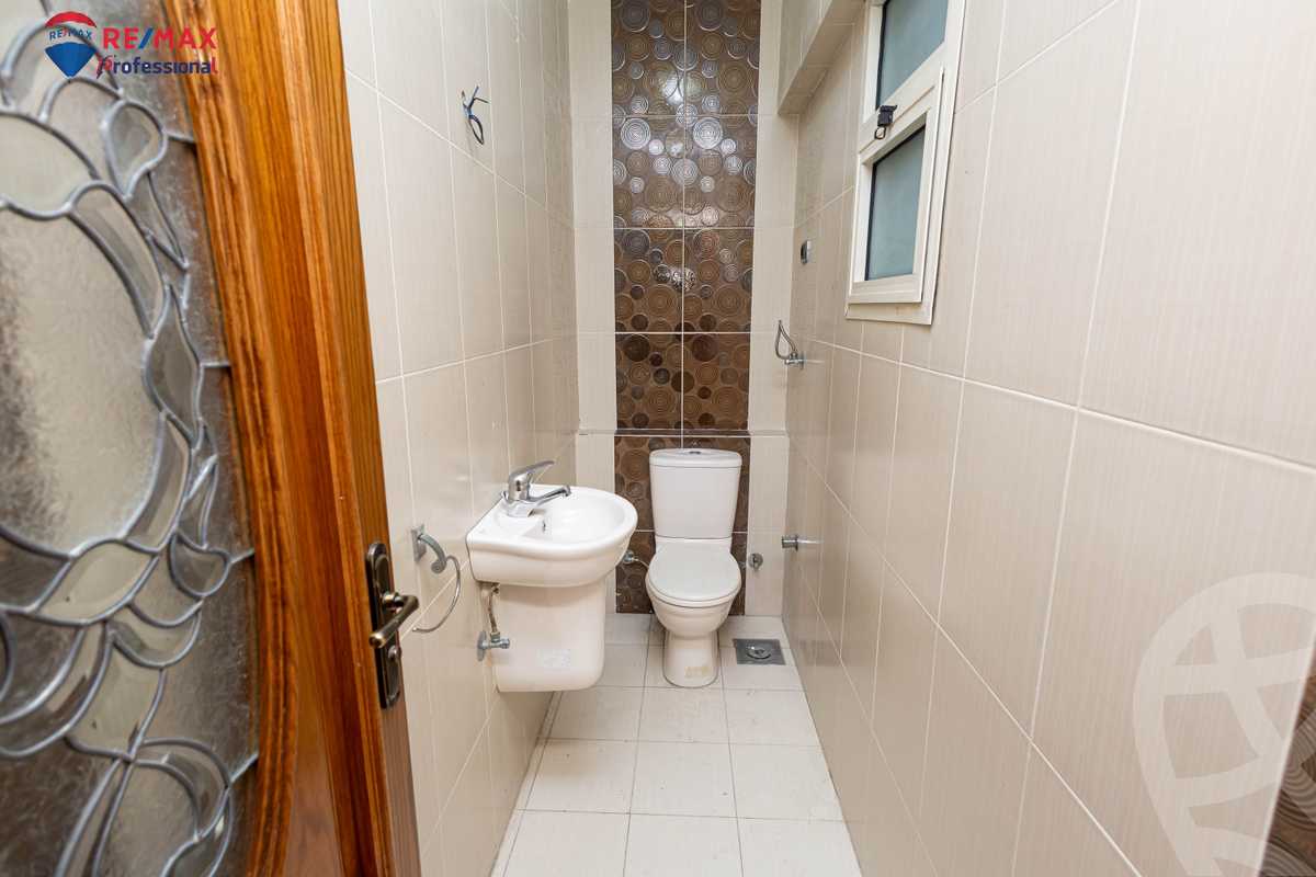 https://aqarmap.com.eg/en/listing/6385104-for-sale-alexandria-glim-shr-ljysh
