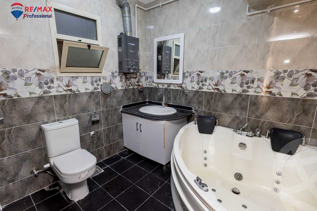 https://aqarmap.com.eg/en/listing/6385104-for-sale-alexandria-glim-shr-ljysh