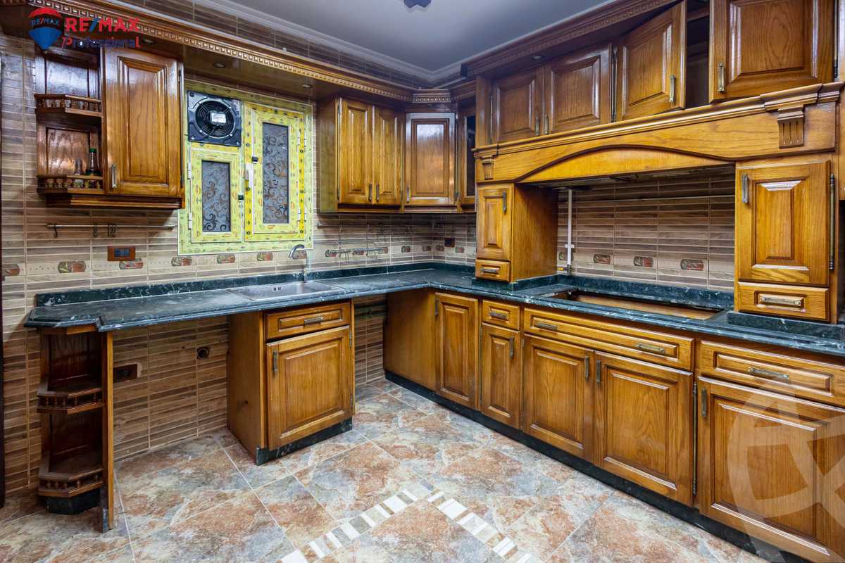 https://aqarmap.com.eg/en/listing/6385104-for-sale-alexandria-glim-shr-ljysh