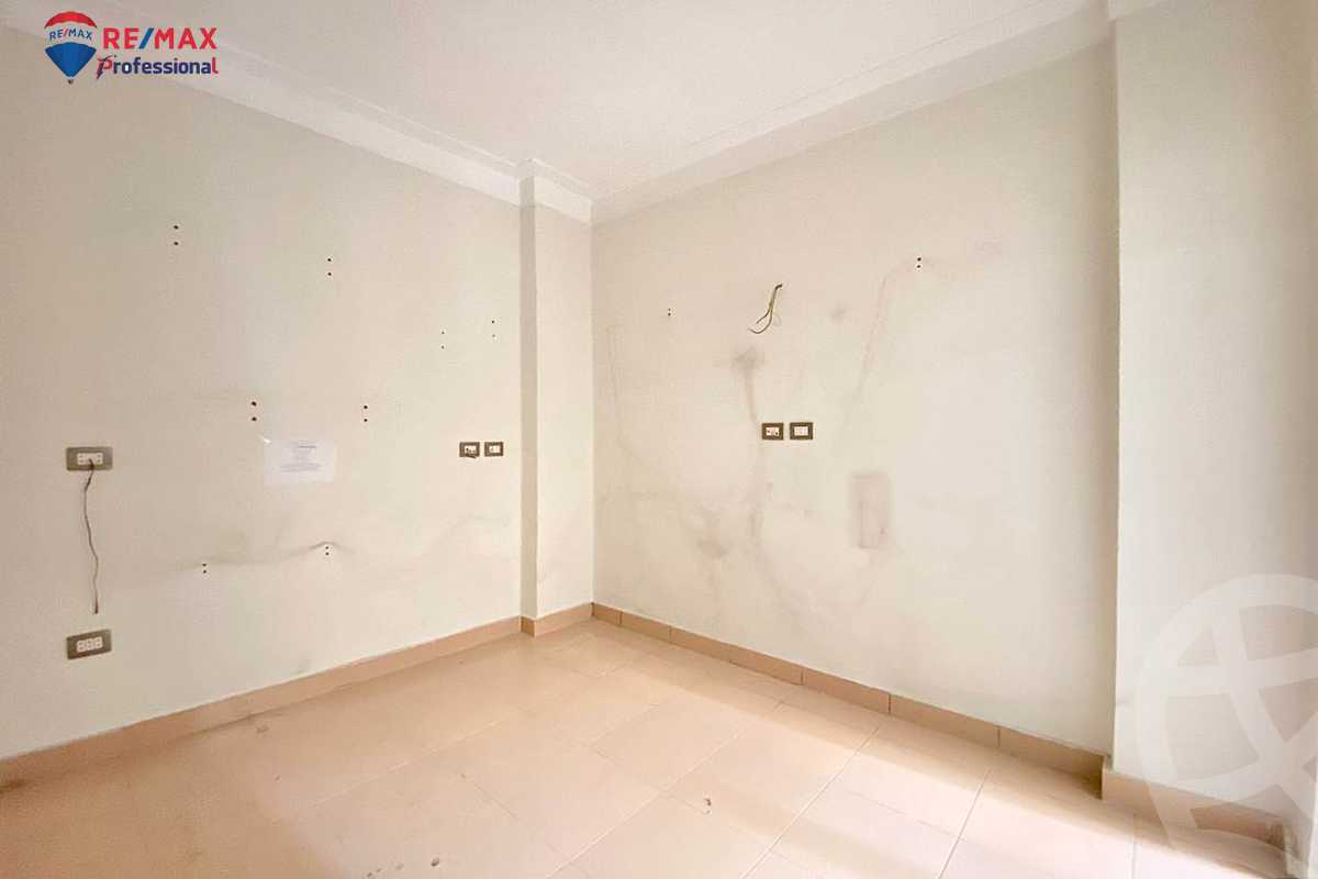 https://aqarmap.com.eg/ar/listing/6394929-for-sale-alexandria-lauran-ibrahim-naseer-st