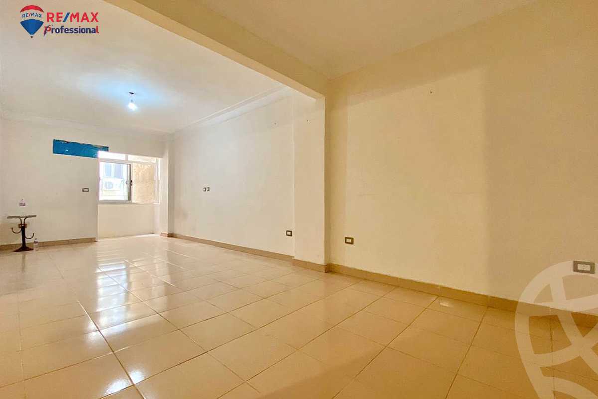 https://aqarmap.com.eg/ar/listing/6394929-for-sale-alexandria-lauran-ibrahim-naseer-st