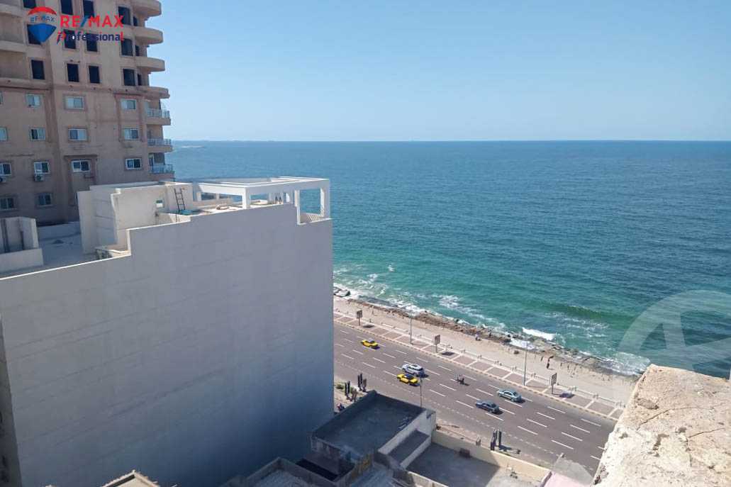 https://aqarmap.com.eg/en/listing/6395238-for-sale-alexandria-camp-cesar-el-gaish-rd
