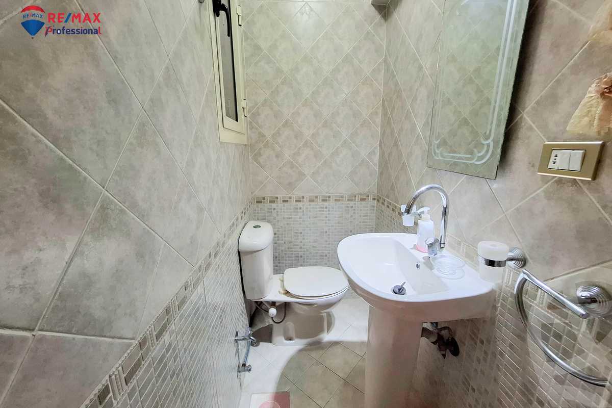 https://aqarmap.com.eg/en/listing/6458663-for-sale-alexandria-lauran-el-gaish-rd