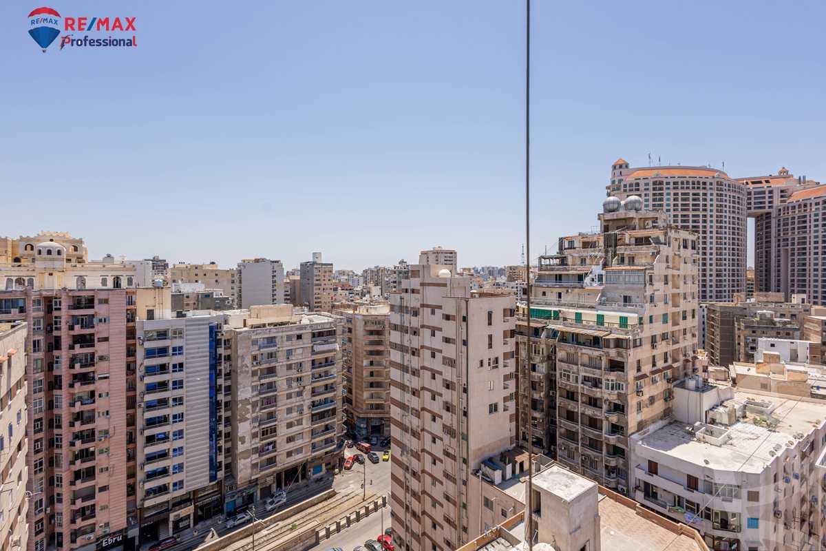 https://aqarmap.com.eg/ar/listing/6459480-for-sale-alexandria-sn-styfnw-san-stefano-grand-plaza