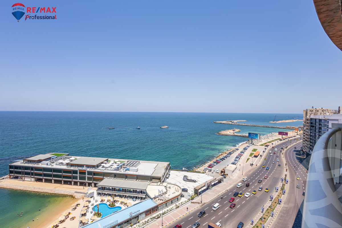 https://aqarmap.com.eg/ar/listing/6459480-for-sale-alexandria-sn-styfnw-san-stefano-grand-plaza