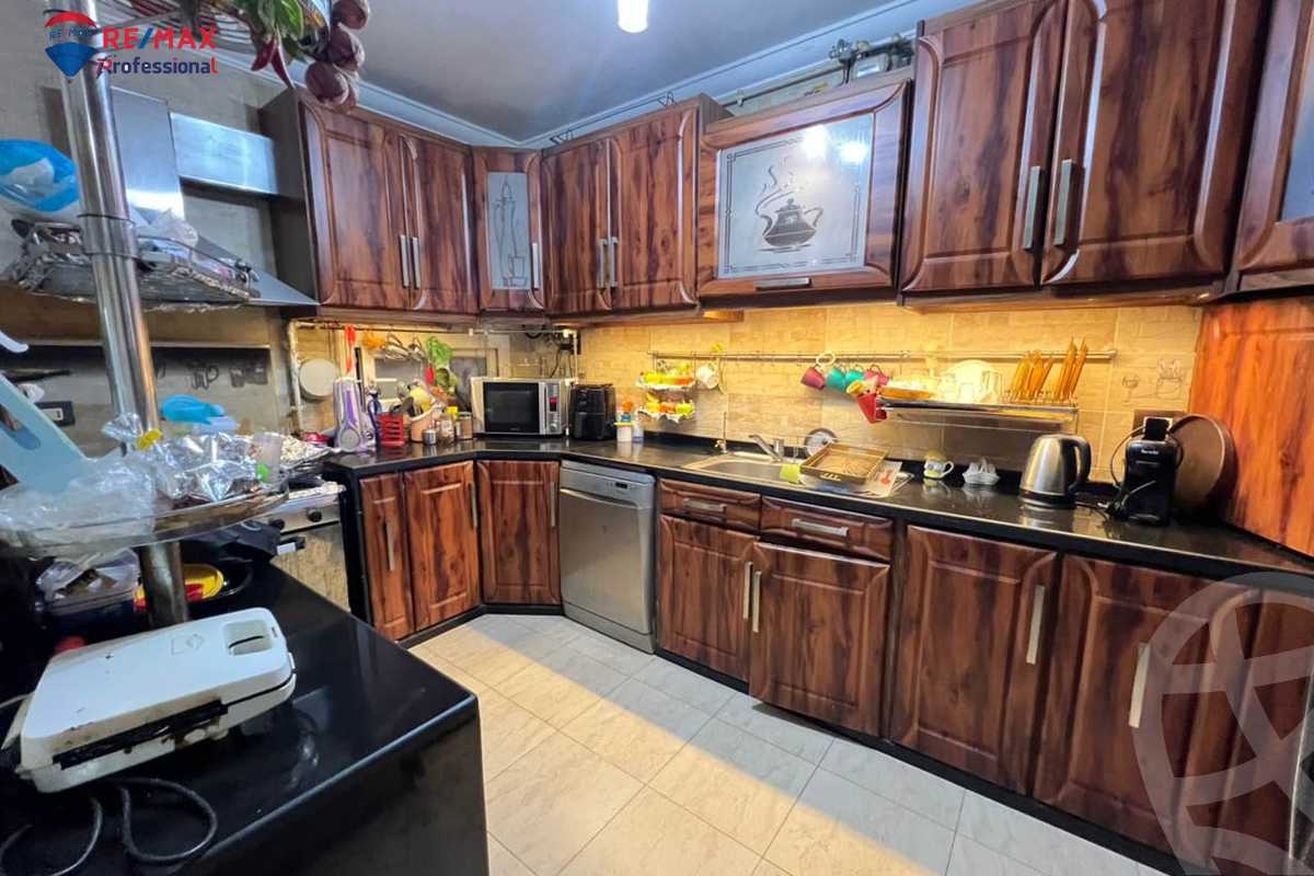 https://aqarmap.com.eg/en/listing/6484836-for-sale-alexandria-lauran-bd-lslm-rf