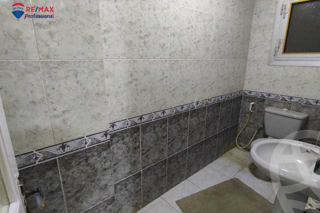 https://aqarmap.com.eg/en/listing/6540161-for-sale-alexandria-el-chatby