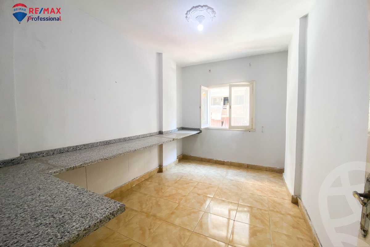 https://aqarmap.com.eg/en/listing/6542838-for-rent-alexandria-smouha-mostafa-kamel-st
