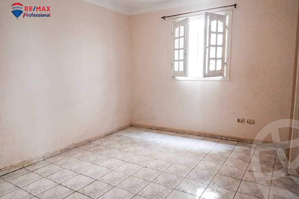 https://aqarmap.com.eg/ar/listing/6550836-for-rent-alexandria-bolekly-abou-quer-st