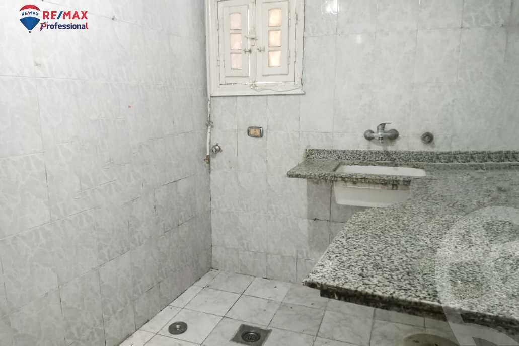 https://aqarmap.com.eg/ar/listing/6550836-for-rent-alexandria-bolekly-abou-quer-st