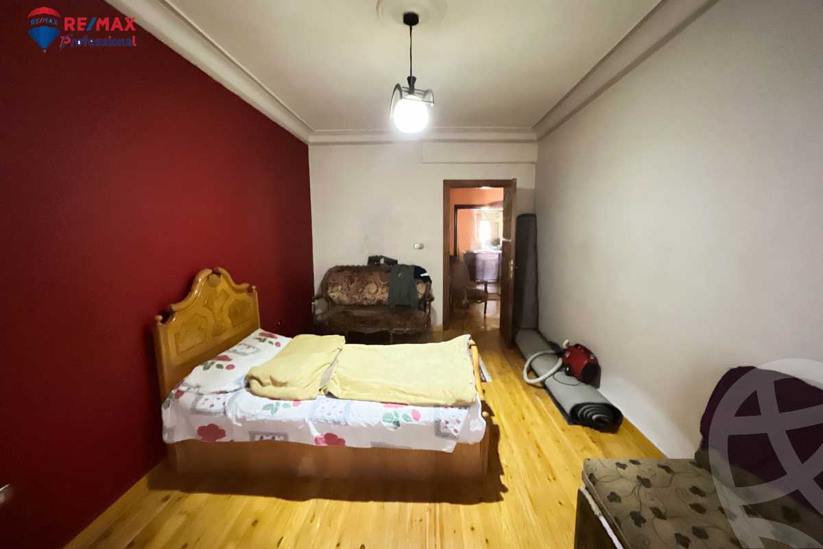 https://aqarmap.com.eg/ar/listing/6555880-for-rent-alexandria-roshdy-shr-hmd-shwqy