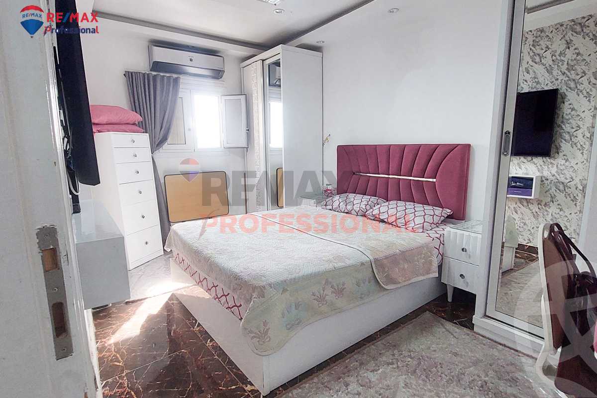 https://aqarmap.com.eg/en/listing/6571260-for-sale-alexandria-el-chatby-omar-lotfy-st