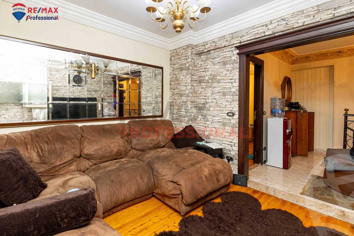 https://aqarmap.com.eg/ar/listing/6576694-for-sale-alexandria-bolekly-abou-quer-st