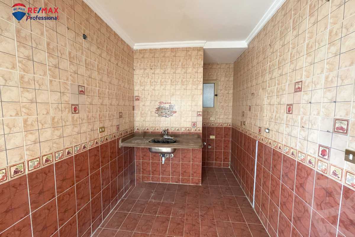 https://aqarmap.com.eg/en/listing/6583128-for-sale-alexandria-lm-mwr-lm-mwr-lshty-kornesh-el-maamoura-st