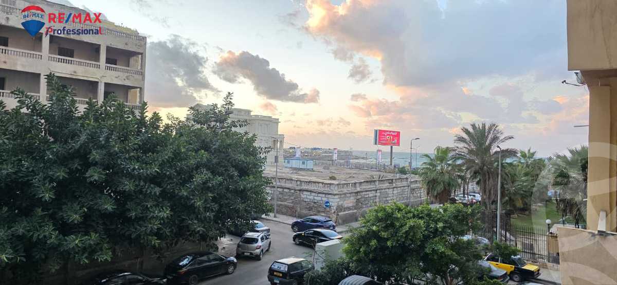 https://aqarmap.com.eg/ar/listing/6590193-for-sale-alexandria-zezenia-mahmoud-el-deeb-st