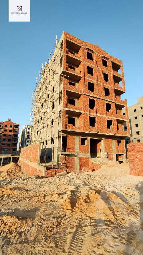 https://aqarmap.com.eg/ar/listing/4259165-for-sale-cairo-el-sheikh-zayed-city-bait-el-watan