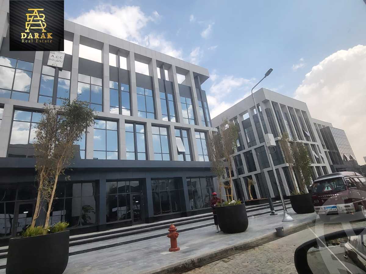 https://aqarmap.com.eg/ar/listing/4256554-for-sale-cairo-new-cairo-madinaty-etast-hub-mall-tmg