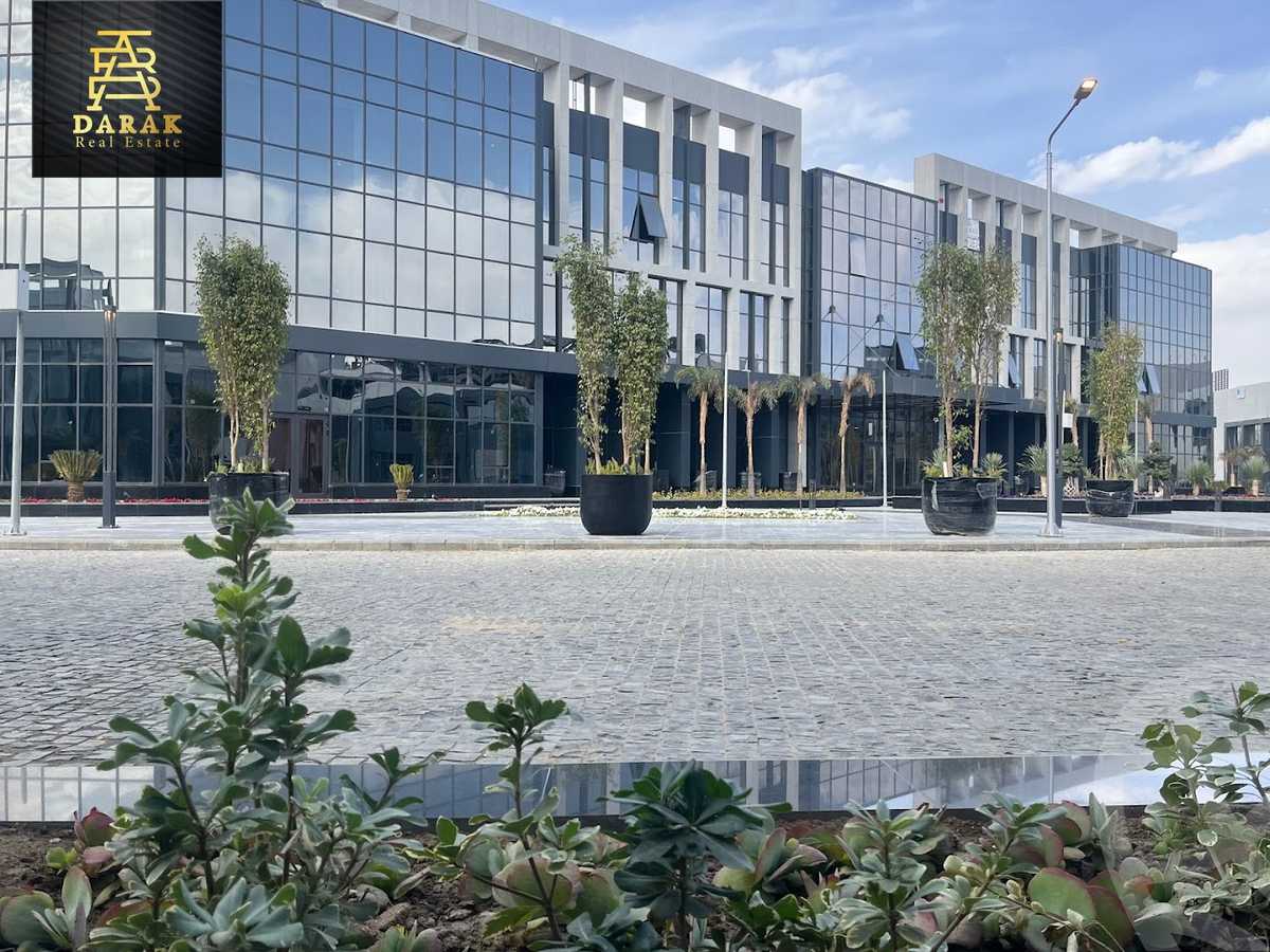 https://aqarmap.com.eg/ar/listing/4256554-for-sale-cairo-new-cairo-madinaty-etast-hub-mall-tmg
