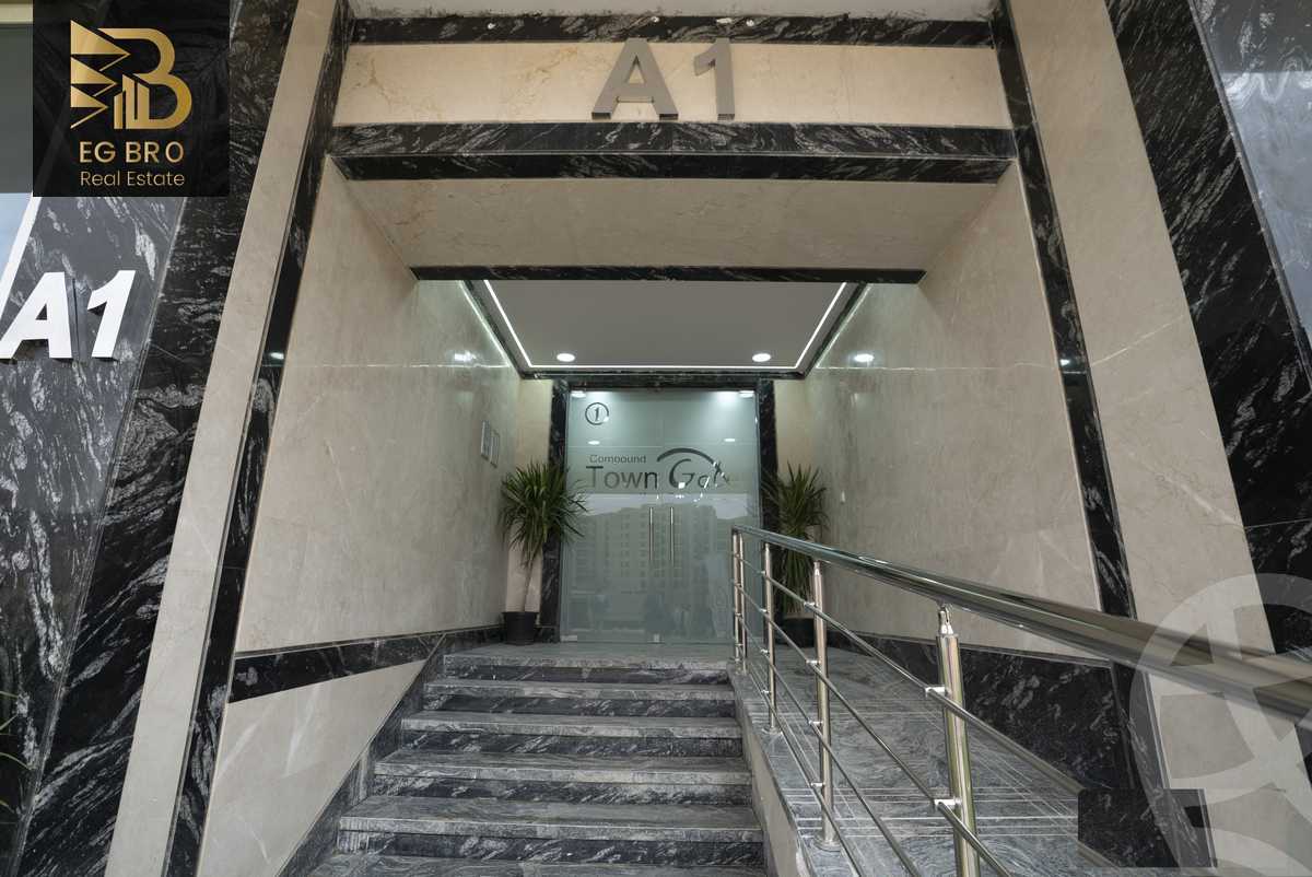 https://aqarmap.com.eg/en/listing/4332041-for-sale-cairo-new-administrative-capital-r7-town-gate