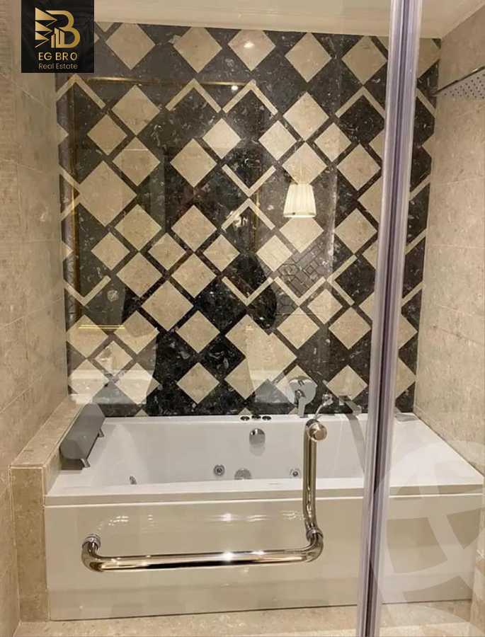 https://aqarmap.com.eg/ar/listing/4772538-for-sale-cairo-new-cairo-compounds-mena-residence