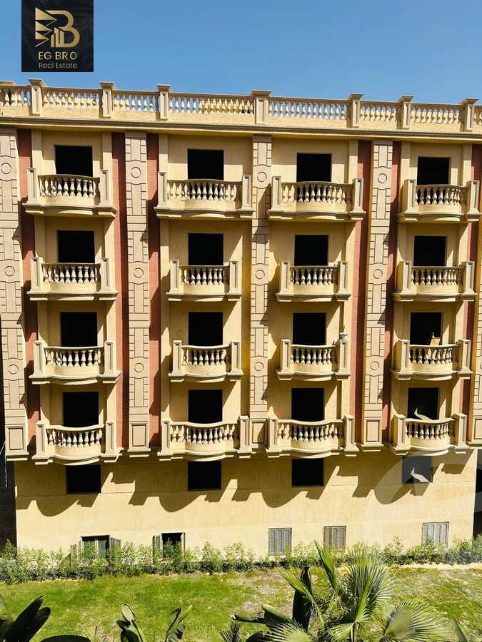 https://aqarmap.com.eg/ar/listing/5379290-for-sale-cairo-new-cairo-lrhb-city-malls-and-markets