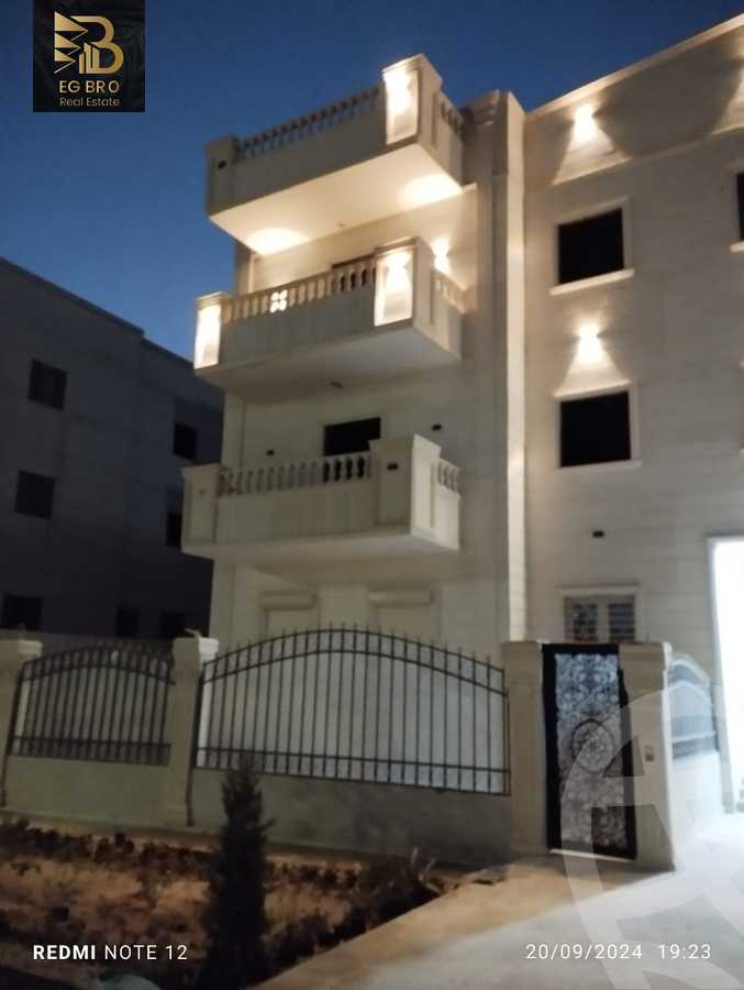 https://aqarmap.com.eg/en/listing/5394138-for-sale-cairo-el-shorouk-lmntq-lthmn-neighbourhood-1