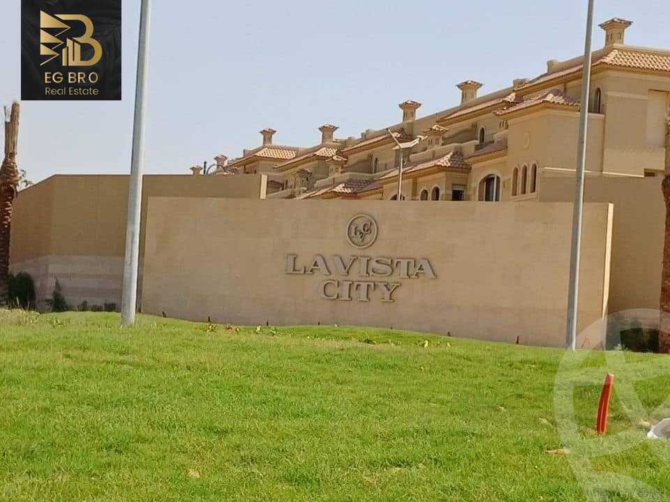 https://aqarmap.com.eg/en/listing/5406412-for-sale-cairo-new-administrative-capital-r4-la-vista-city