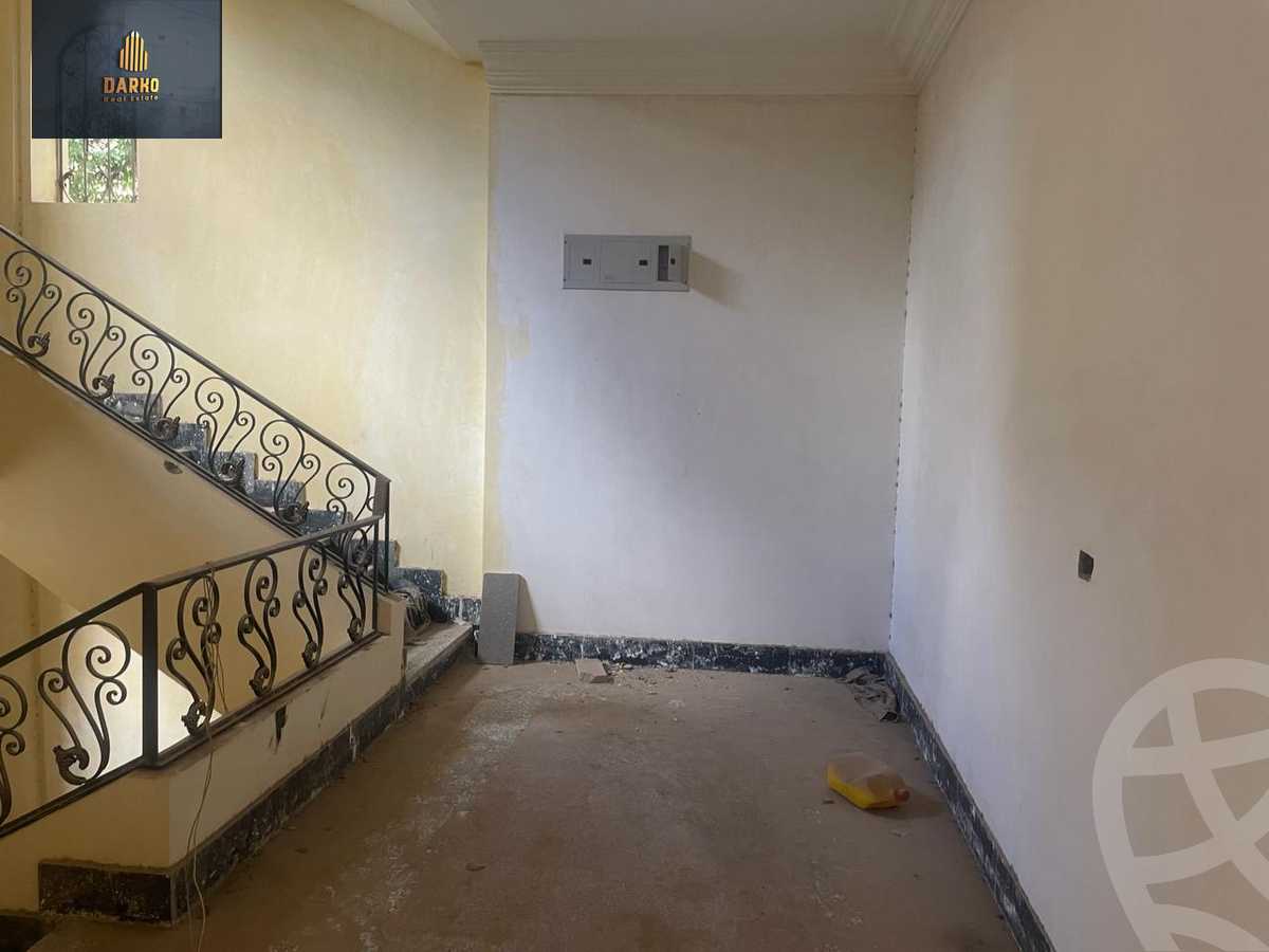 https://aqarmap.com.eg/en/listing/4561246-for-sale-cairo-6th-of-october-featured-neighborhood-first-touristic-village-el-shaheed-mohammed-abdul-latif-alshimi-st