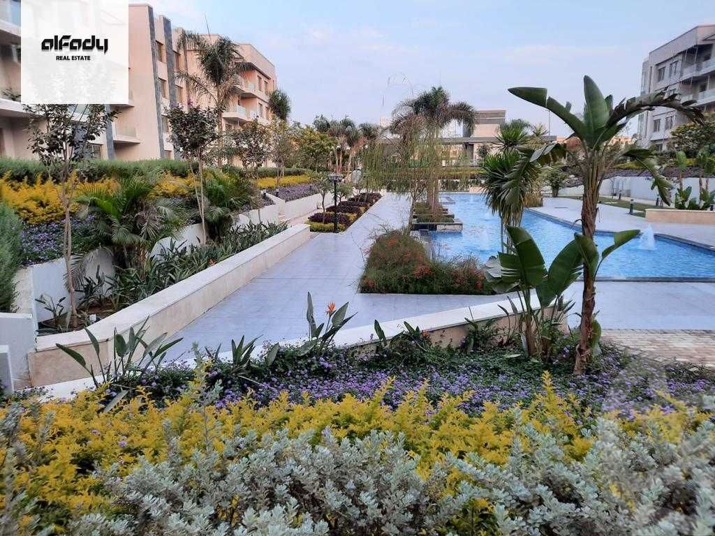 https://aqarmap.com.eg/en/listing/4251546-for-sale-cairo-new-cairo-compounds-galleria-moon-valley