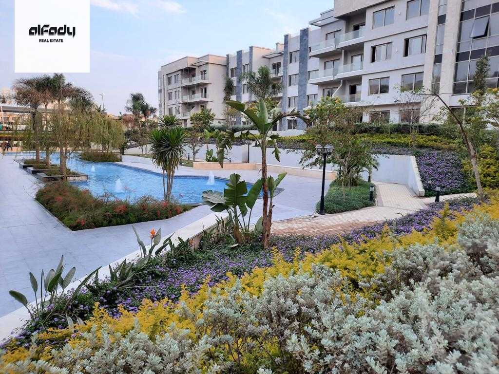 https://aqarmap.com.eg/en/listing/4251546-for-sale-cairo-new-cairo-compounds-galleria-moon-valley