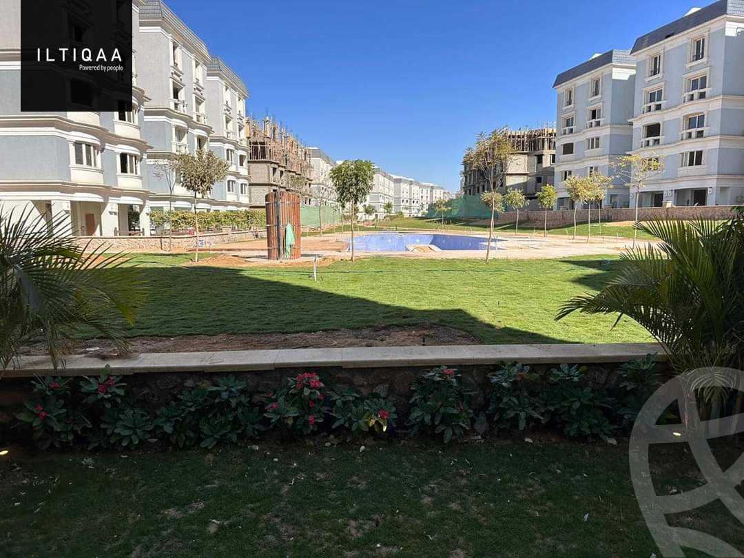 https://aqarmap.com.eg/en/listing/4420742-for-sale-cairo-new-cairo-compounds-mountain-view-hyde-park