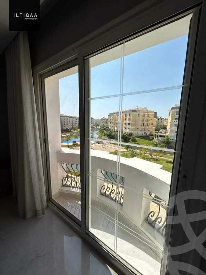 https://aqarmap.com.eg/en/listing/4420742-for-sale-cairo-new-cairo-compounds-mountain-view-hyde-park