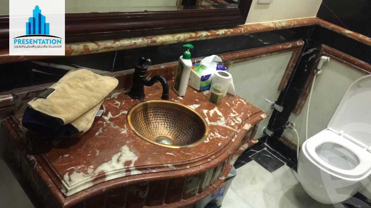 https://aqarmap.com.eg/en/listing/4246280-for-sale-cairo-new-cairo-sharq-el-akadamiya-al-tahrir-st