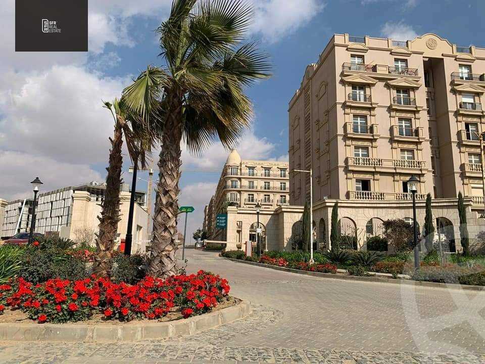 https://aqarmap.com.eg/en/listing/4549124-for-sale-cairo-new-cairo-compounds-hyde-park