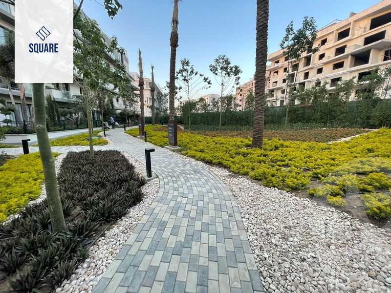 https://aqarmap.com.eg/en/listing/4991408-for-sale-cairo-new-cairo-compounds-eastown-eastown-parks