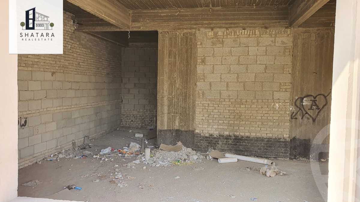 https://aqarmap.com.eg/en/listing/5443231-for-sale-cairo-new-cairo-compounds-hyde-park
