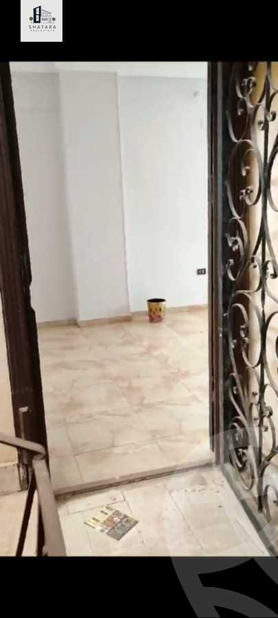 https://aqarmap.com.eg/en/listing/5455227-for-sale-cairo-el-sheikh-zayed-city-shr-lbstn