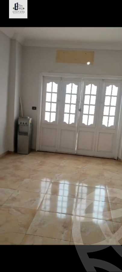 https://aqarmap.com.eg/en/listing/5455227-for-sale-cairo-el-sheikh-zayed-city-shr-lbstn
