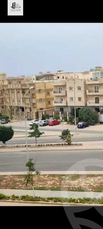 https://aqarmap.com.eg/en/listing/5455227-for-sale-cairo-el-sheikh-zayed-city-shr-lbstn