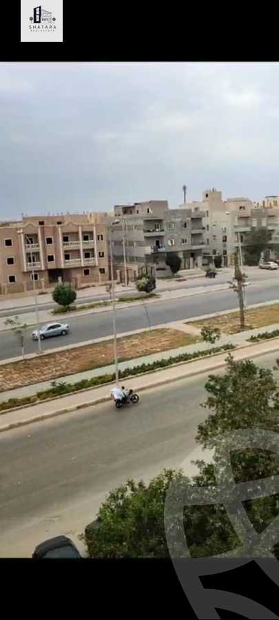 https://aqarmap.com.eg/en/listing/5455227-for-sale-cairo-el-sheikh-zayed-city-shr-lbstn