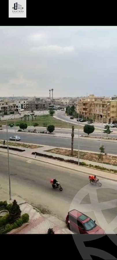 https://aqarmap.com.eg/en/listing/5455227-for-sale-cairo-el-sheikh-zayed-city-shr-lbstn