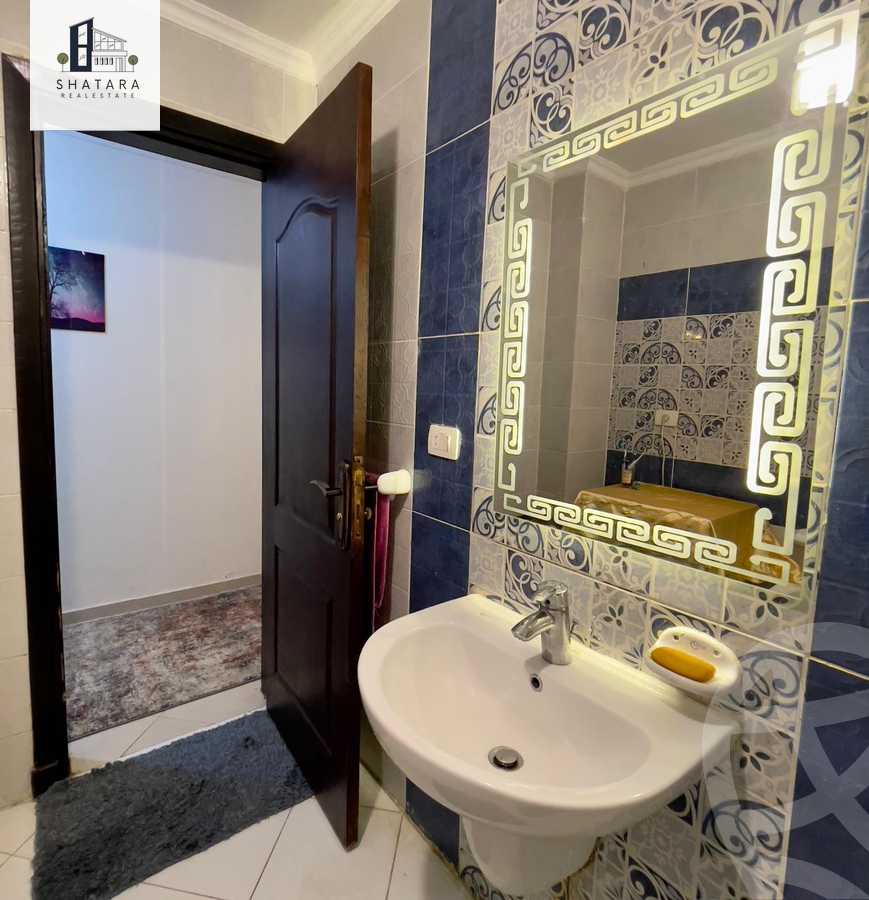 https://aqarmap.com.eg/en/listing/5455314-for-rent-cairo-el-sheikh-zayed-city-compounds-rawdet-zayed