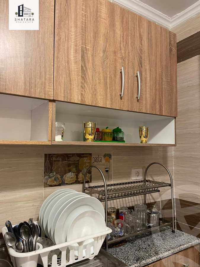 https://aqarmap.com.eg/en/listing/5455314-for-rent-cairo-el-sheikh-zayed-city-compounds-rawdet-zayed
