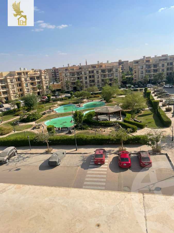 https://aqarmap.com.eg/ar/listing/4927886-for-sale-cairo-6th-of-october-hadaeq-october-kmbwnd-fy-hdyq-ktwbr-golf-residences