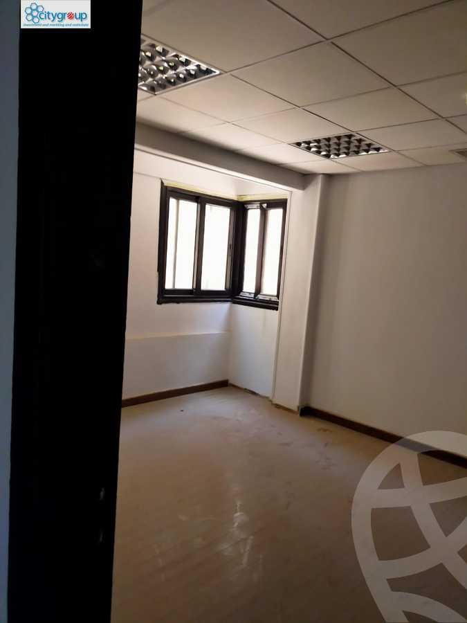 https://aqarmap.com.eg/en/listing/3939534-for-rent-cairo-el-maadi-sarayat-el-maadi-oraby-st